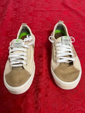 Cariuma Canvas Sneakers Mens 11.5 Beige Suede Toe Skate Shoes Eco Casual